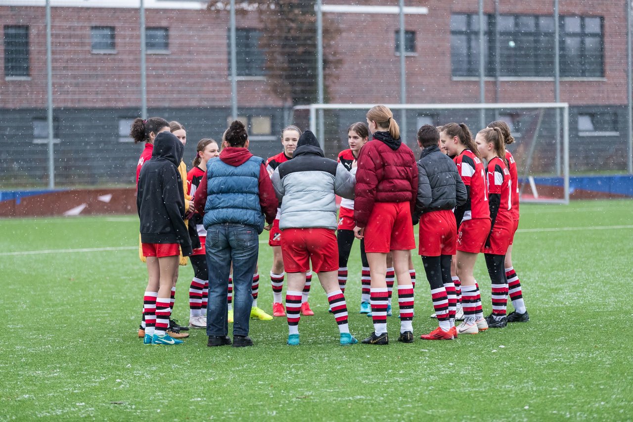 Bild 98 - wBJ Altona 93 - Eimsbuettel : Ergebnis: 1:5